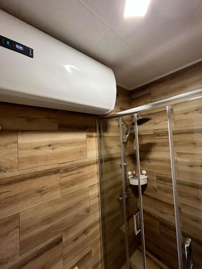 Apartman Petrov Donji Milanovac Exteriör bild