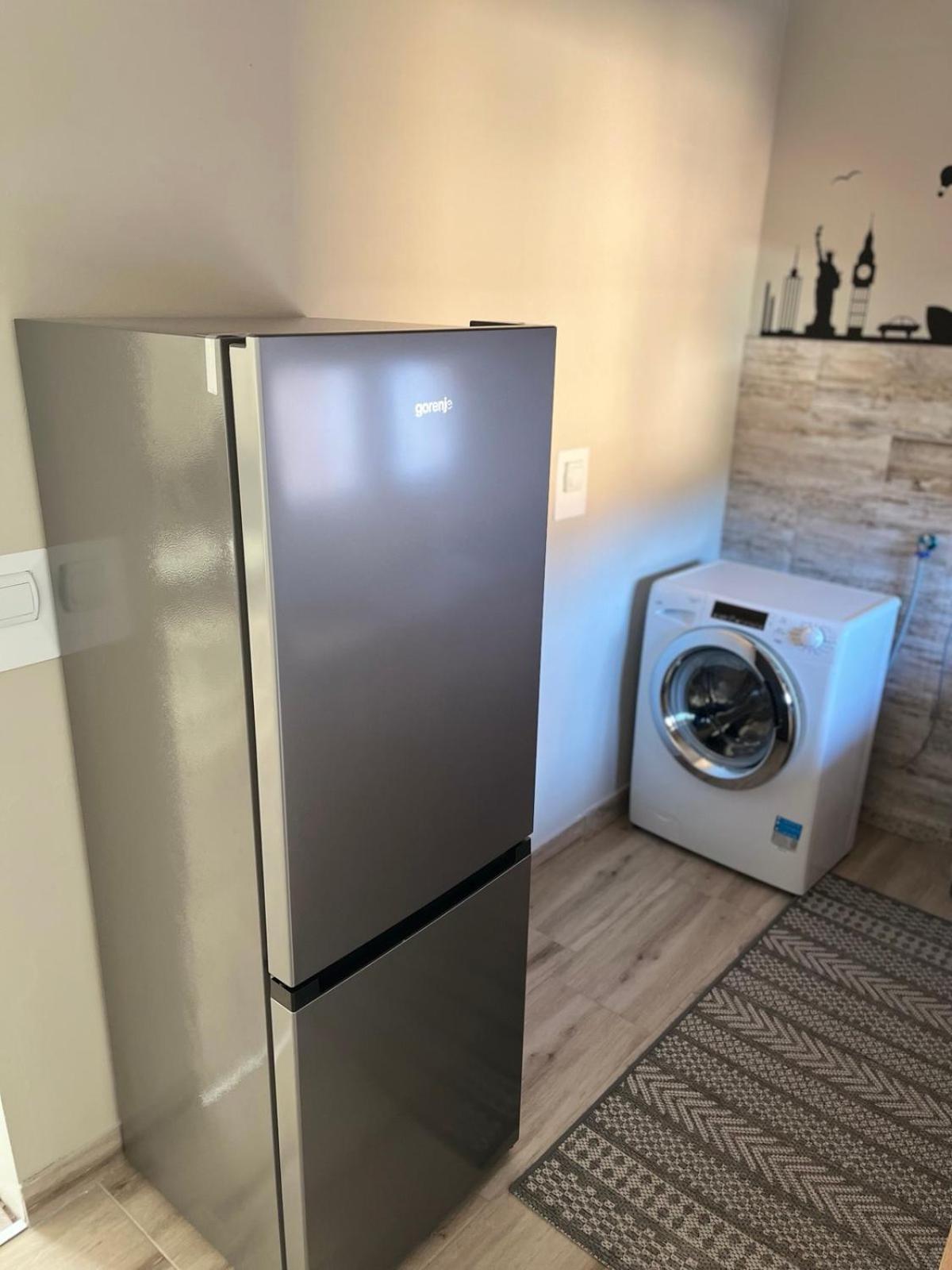 Apartman Petrov Donji Milanovac Exteriör bild